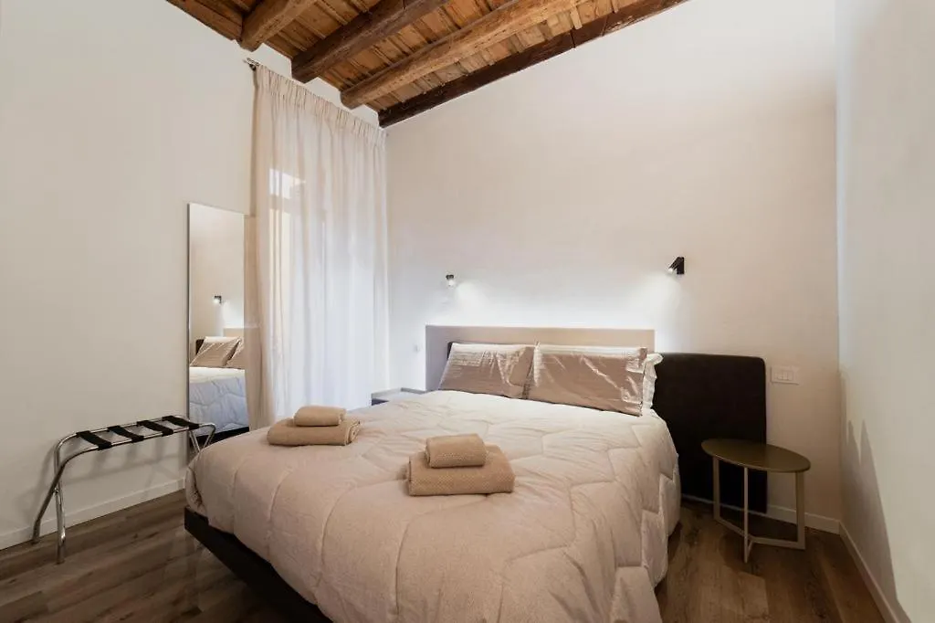 Flores Home Verona Italy