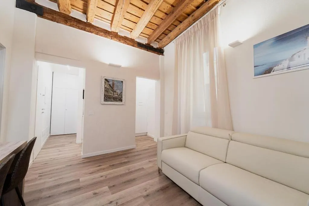 Flores Home Verona